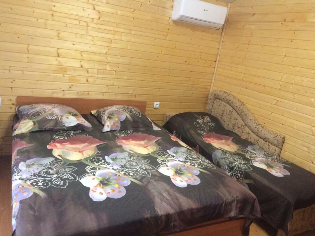 ホテルГостевой Дом У Левы ガグラ エクステリア 写真